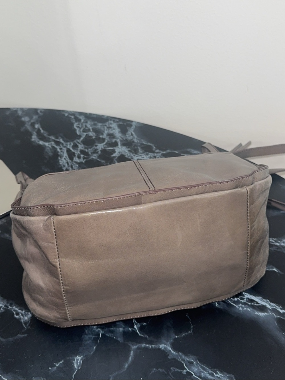 HOBO Handbag Leather Shoulder Bag Gray Medium Size AUTHENTIC - Picture 12 of 14